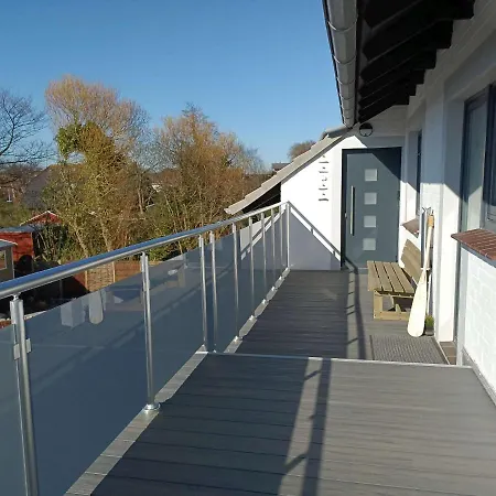 Apartment Seaside - 2 *